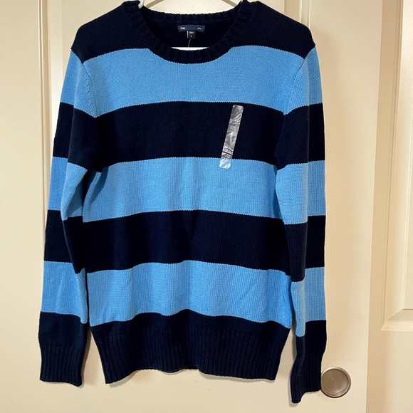 NWT Men GAP Knit Sweater size M - Picture 1 of 3